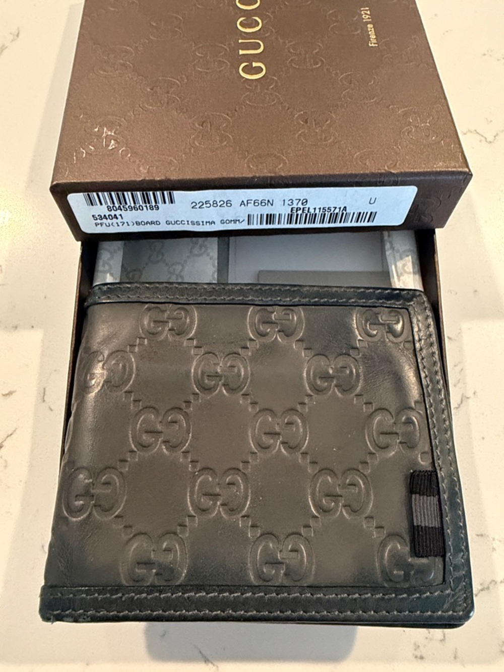 Gucci Black Embossed GG Leather Card & Key Holder - Picture 2 of 6